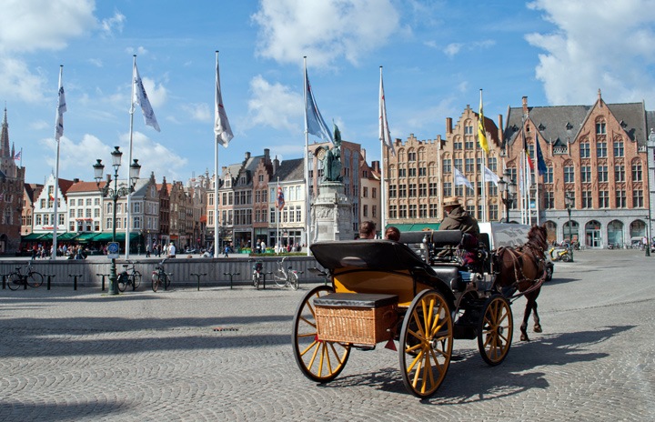 Bruges square