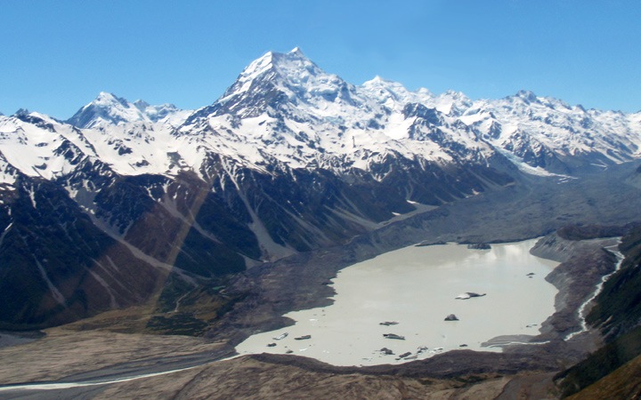 Flying High Mount Cook By Helicopter On The Luce Travel Blog