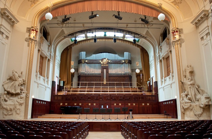 Smetana Hall, Municipal House