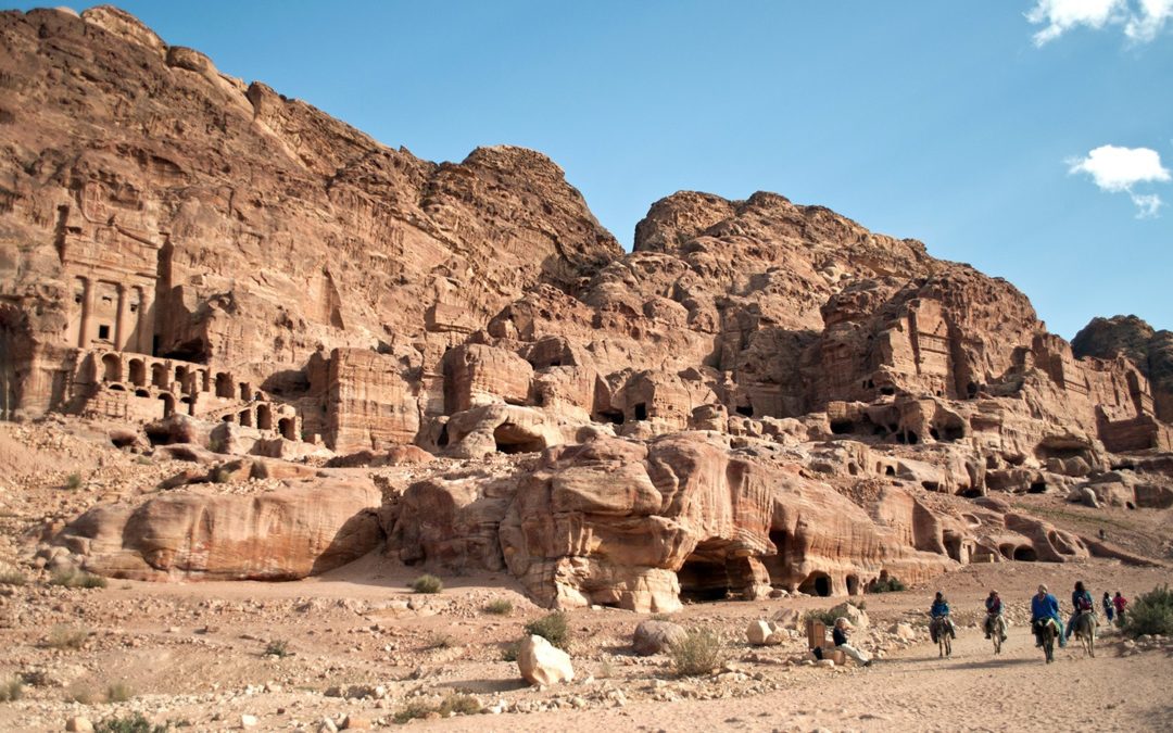 can you visit petra in jordan