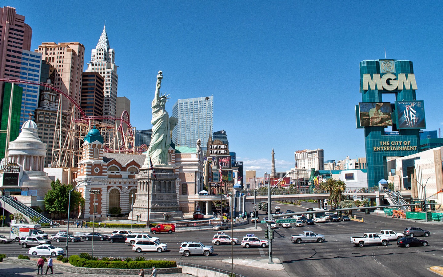 Where To Stay On The Las Vegas Strip Whatever Your Budget On The Luce Travel Blog