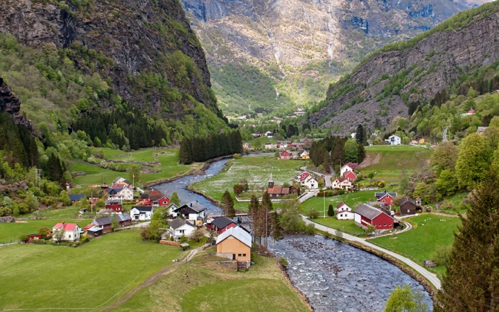 Myrdal to Flam railway, Norwegian fjords