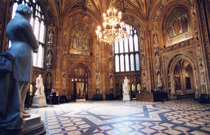 Stepping inside British history at the Houses of Parliament – On the ...