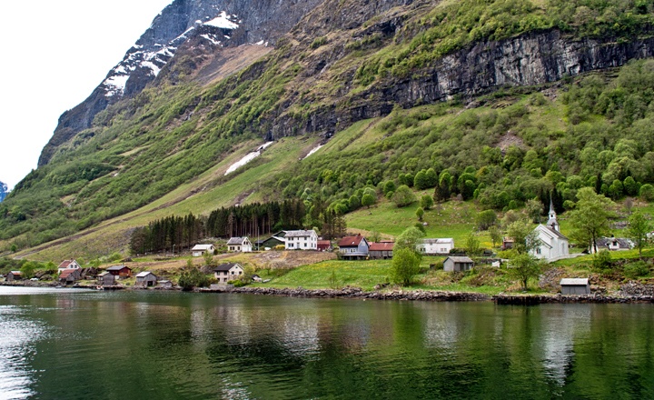 Fjord cruise from Flam to Gudvangen