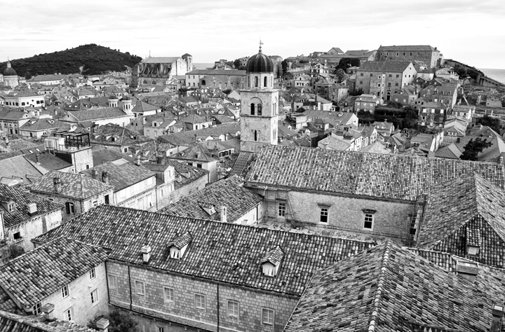 uitzicht vanaf de stadsmuren van Dubrovnik, Kroatië