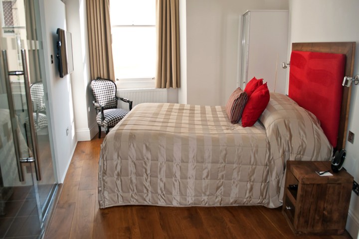 Bedroom at the Berkeley Suites, Bristol