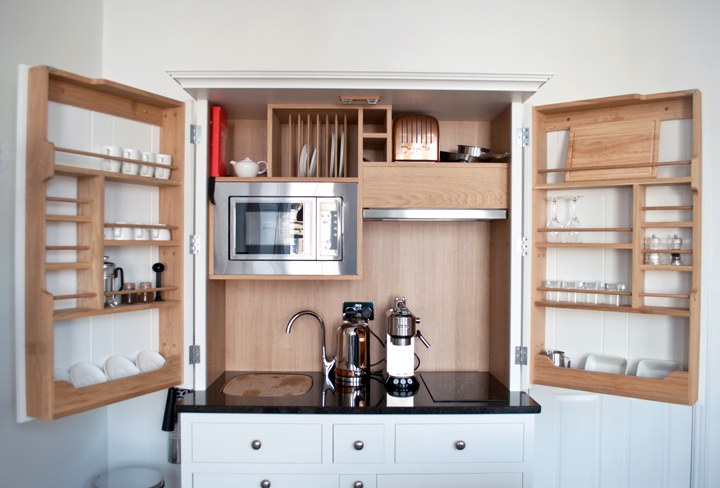 Berkeley Suites kitchen