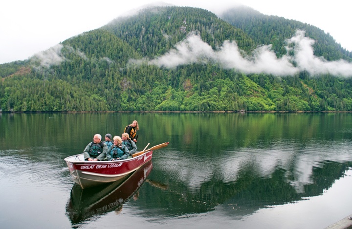 Boat trips from the Great Bear Lodge