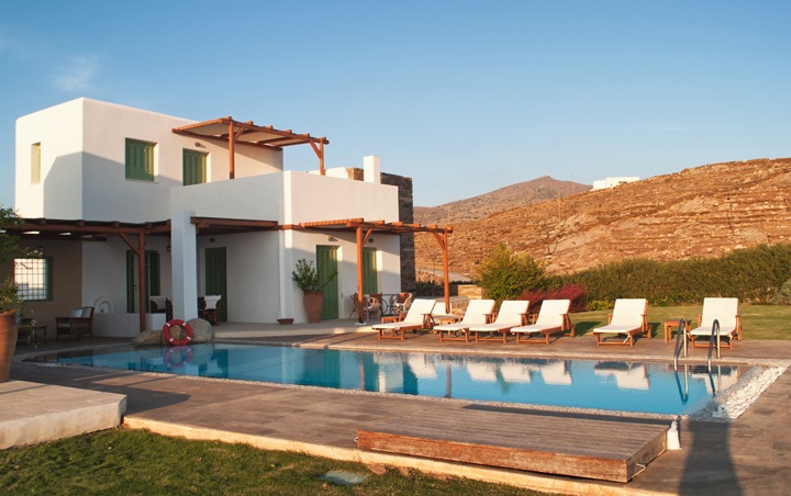 On the Rocks villa Ios pool