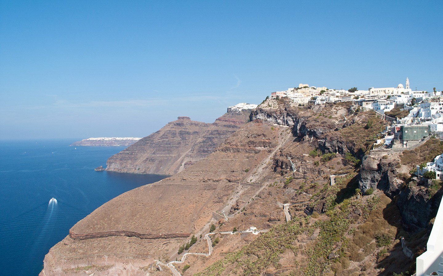 Caldera views in Fira Santorini