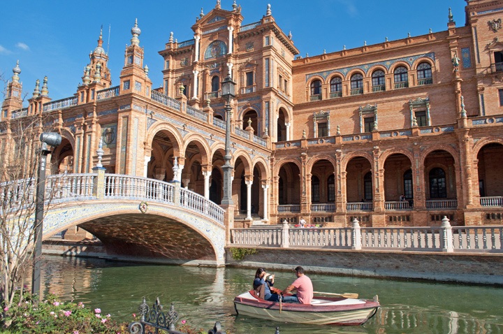Boat in the moat of the Plaza de España