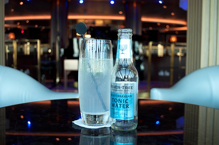 Gin and tonic