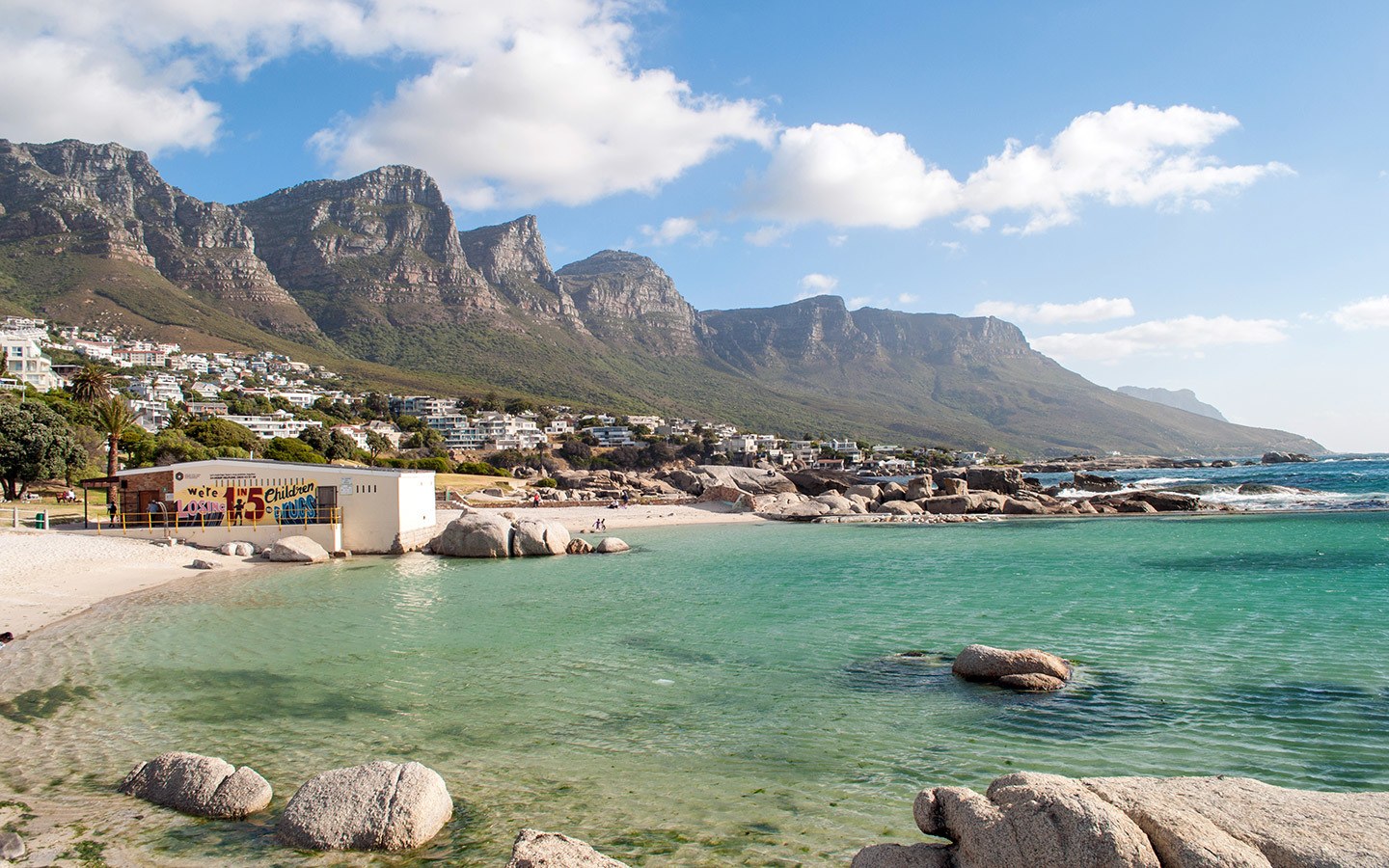 Visiting Cape Town on a budget – On the Luce travel blog