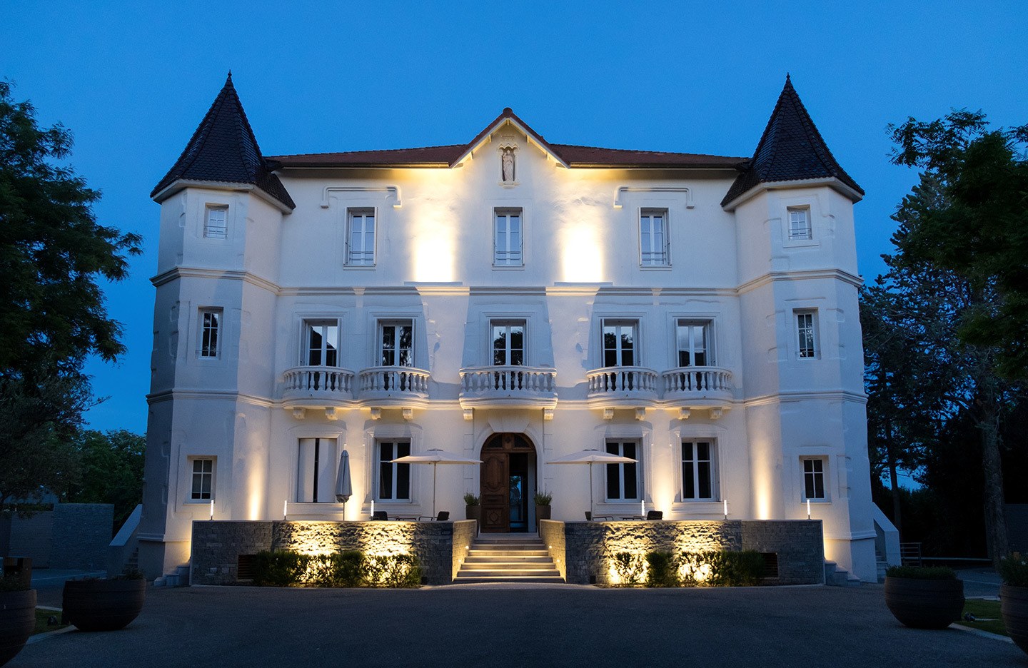 Château Autignac by night