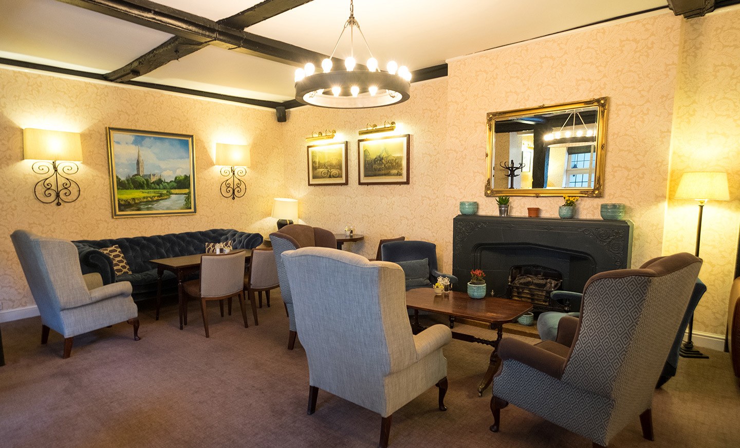 Lounge at the Best Western Salisbury Red Lion Hotel