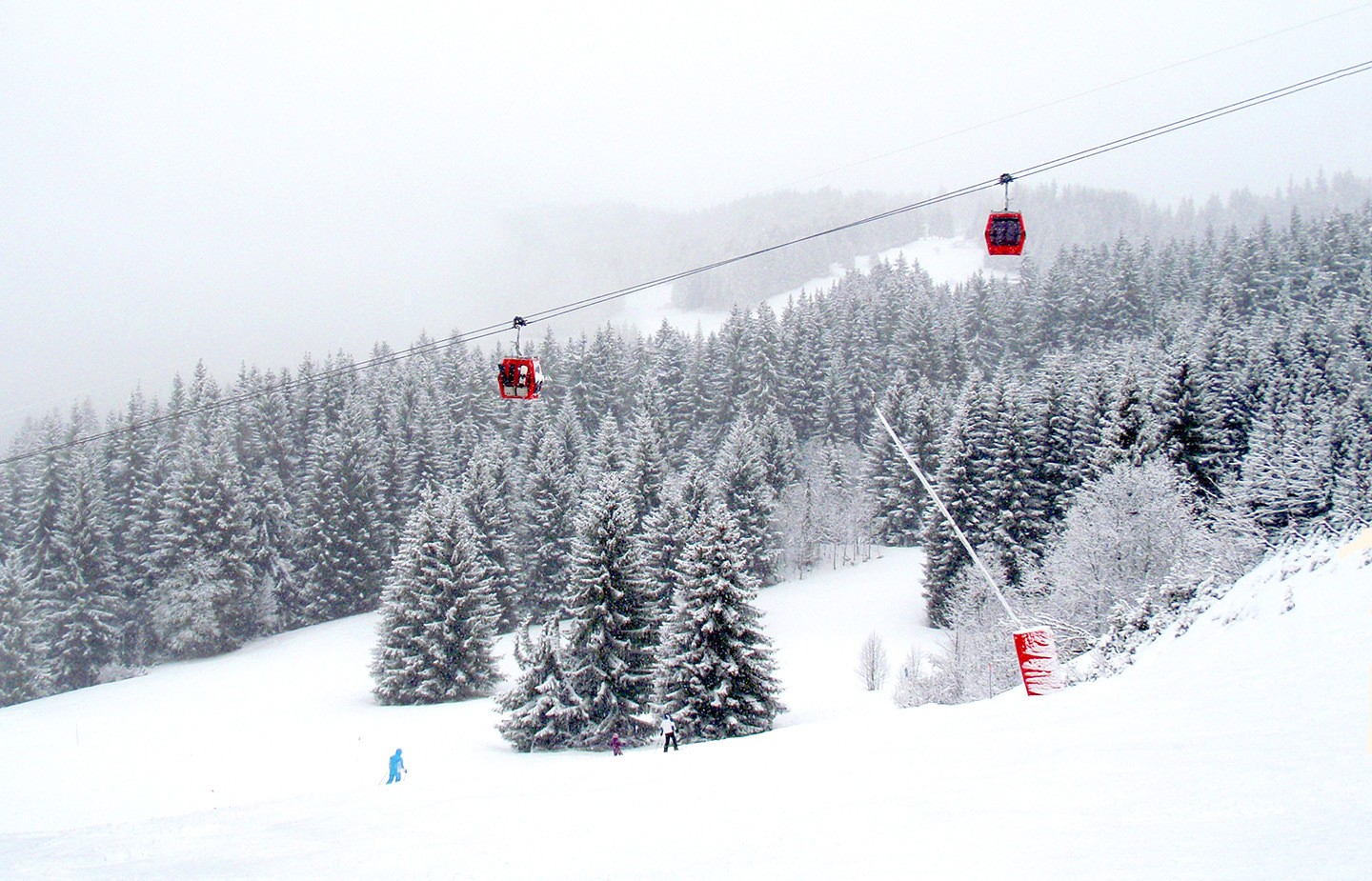 Snowstorm in Les Gets