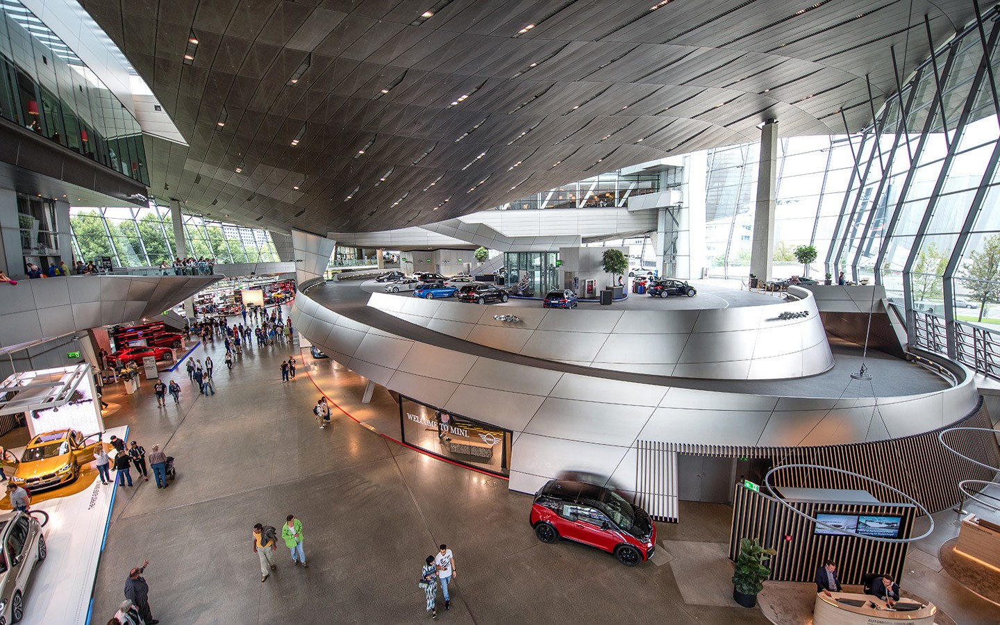 Bmw welt мюнхен