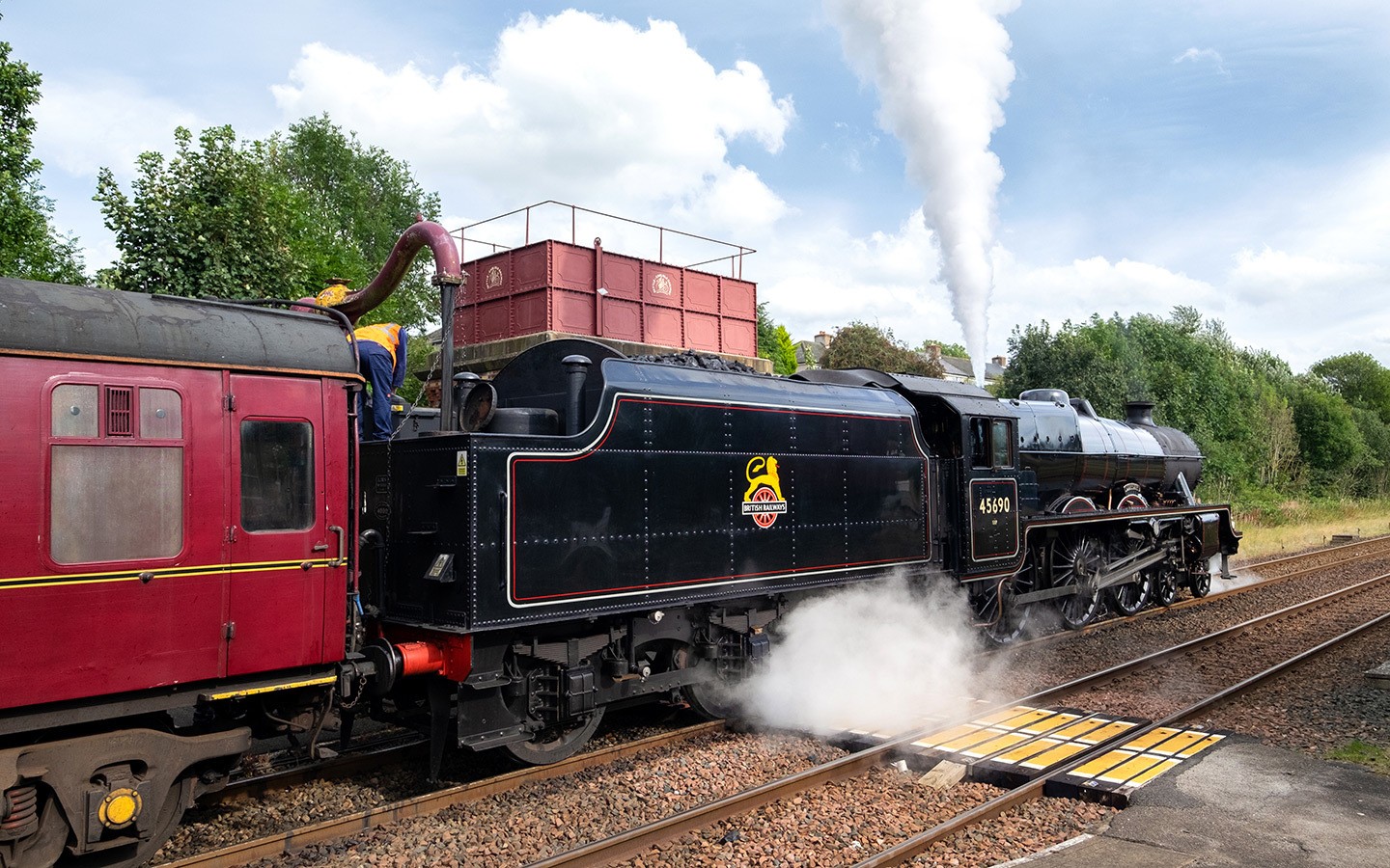 settle to carlisle steam railway day trips