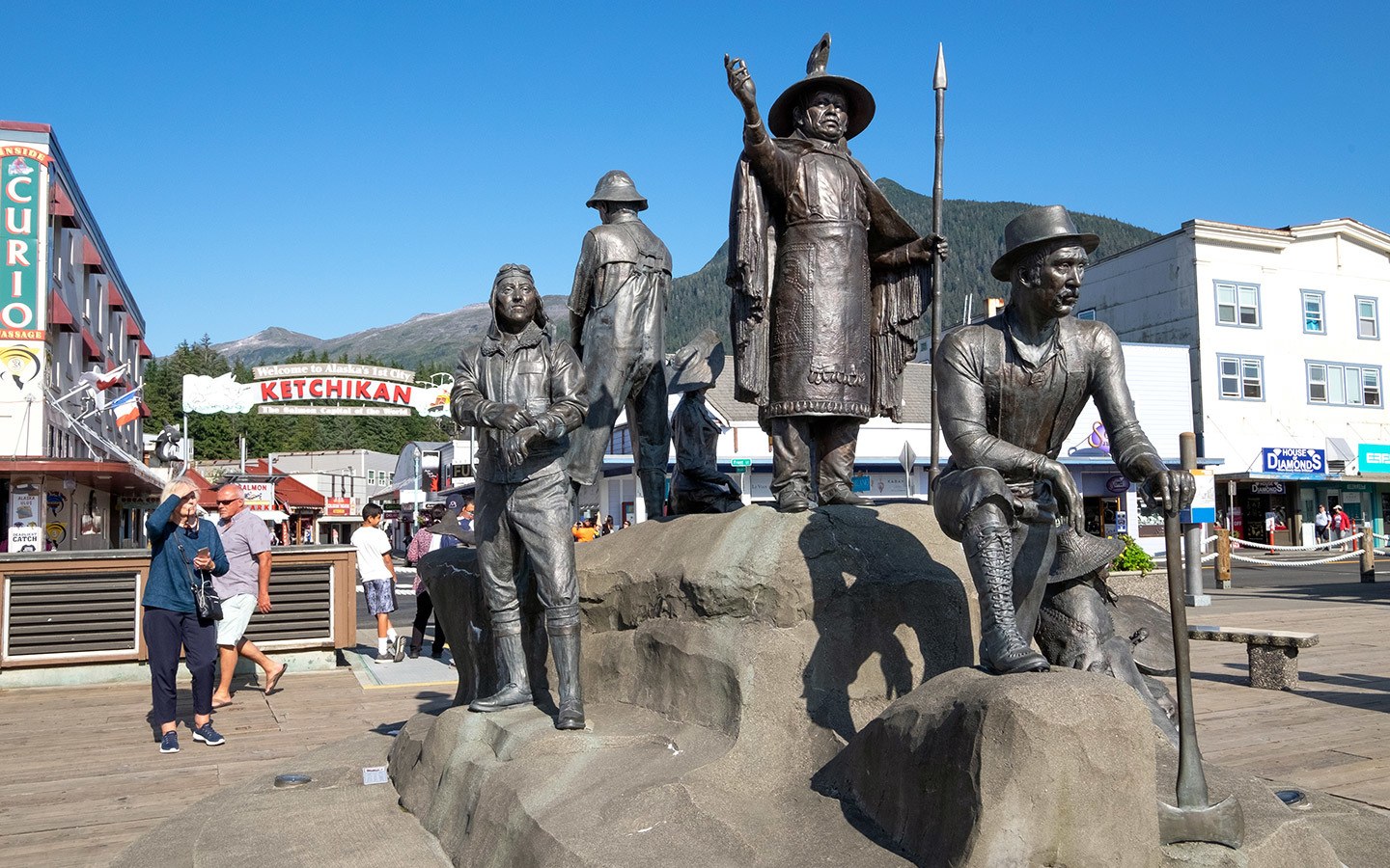 discovering-alaska-s-quirky-side-at-creek-street-ketchikan-on-the